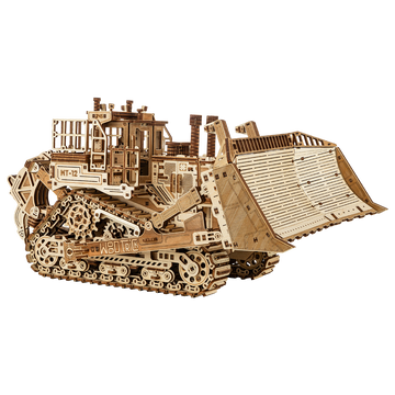 WoodTrick Terrain Titan volledig opgebouwd met groot bulldozerblad, cabine en houten rupsbanden
