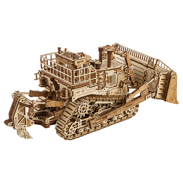 Terrain Titan schuin van achteren met cabine, rupsbanden en beweegbare achterripper