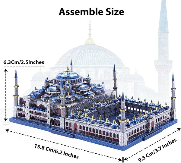 Het Blauwe Moskee Istanbul Metalen Bouwpakket - Architectonisch Miniatuur van SlimSpul nederland b.v. is een blauw-witte moskee in Ottomaanse stijl met minaretten. Assembleermaat: 6,3 cm x 15,8 cm x 9,5 cm staat op de bovenkant van de set.