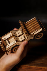 WoodTrick Military SUV – Legerauto Bouwpakket