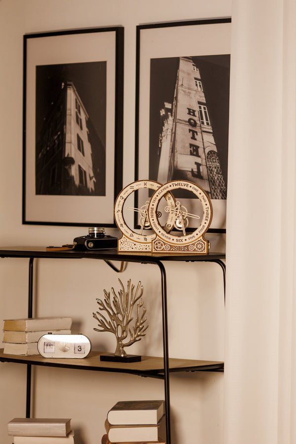 WoodTrick Kinetic Clock: Modern – Houten Klok Bouwpakket