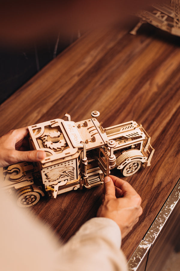 WoodTrick Big Rig – Amerikaanse Truck Bouwpakket