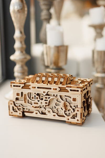 WoodTrick Enigma Chest – Houten Puzzelbox Bouwpakket