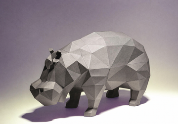 Grijs geometrisch nijlpaard 3D-papiermodel schuin van voren gezien