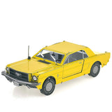 Mustang 1965 Metalen Bouwpakket - Gele Klassieker - schuin overzicht van het opgebouwde model