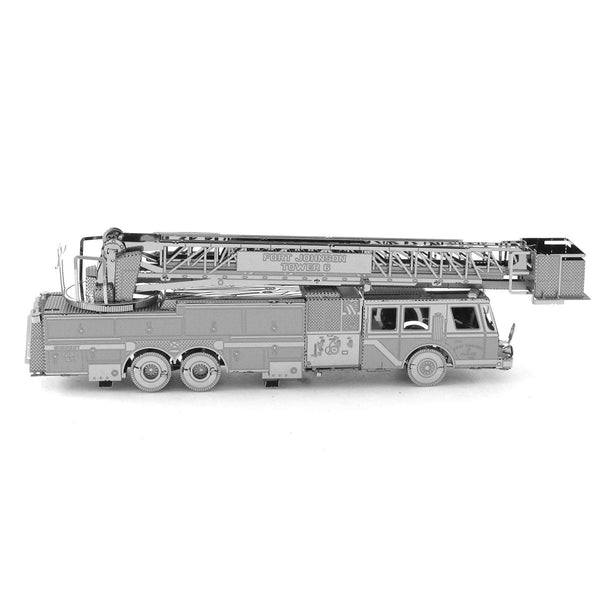 Brandweerwagen Metalen Bouwpakket - Zilveren Ladderwagen - detail van carrosserie en constructie