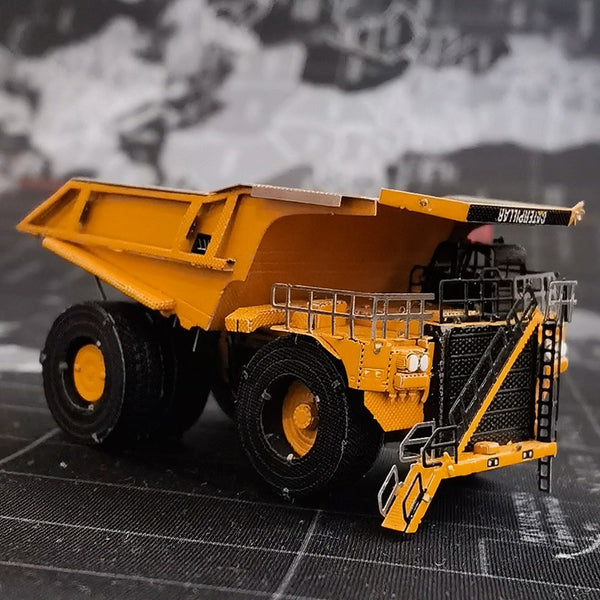 Mijnbouwtruck Metalen Bouwpakket - Reuzenkiepwagen - alternatief voor- of achteraanzicht