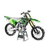 KX450 Crossmotor Metalen Bouwpakket - Groen - schuin overzicht van het opgebouwde model