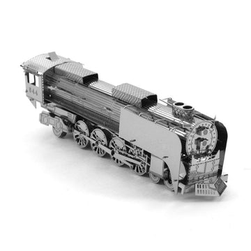 Stoomlocomotief Metalen Bouwpakket - Zilverkleurig - schuin overzicht van het opgebouwde model