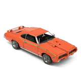 Oranje 1969 Pontiac GTO Judge metalen bouwmodel schuin van voren met zwarte cabine, striping en achterspoiler