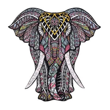 Levendige illustratie van de Grijze Olifant Houten Puzzel (A3 formaat) - Majestueus Dier Figuurpuzzel van SlimSpul nederland b.v., met roze, gele, blauwe en zwarte geometrische ontwerpen over het hoofd van de olifant.