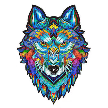 De Wolf Houten Figuurpuzzel (A3) van SlimSpul nederland b.v. heeft een kleurrijk, geometrisch wolfshoofd met blauwe, gele, rode en teal tinten-perfect cadeau voor wolvenliefhebbers dankzij abstracte patronen en unieke dierenstukjes.