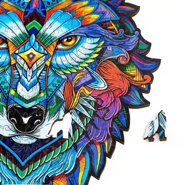 De Wolf Houten Figuurpuzzel (A3) van SlimSpul nederland b.v. is een kleurrijke leeuwenkop-puzzel met unieke dierenstukjes, waaronder een wolf en een ijsbeer-perfect cadeau voor wolvenliefhebbers!.