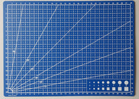 Snijvaste werkmat voor metalen bouwpakketten en papieren modellen - SlimSpul nederland b.v.