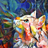 De Iriserende Kat Houten Puzzel (A3, 3 Designs) van SlimSpul nederland b.v. heeft een levendig, abstract kattengezicht in wervelend blauw, oranje, groen en rood - een grillige en kleurrijke houten figuurpuzzel die perfect is voor iedere puzzelliefhebber.