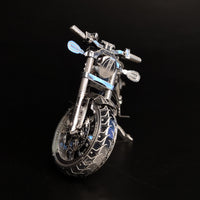 Schaal 1:16 metalen bouwpakket Avenger motorfiets - SlimSpul nederland b.v.