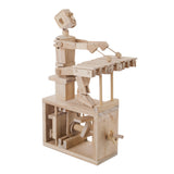 De Xylofoon Speler Houtconstructie - Muzikaal Bewegend Model (Timberkits) van SlimSpul nederland b.v. is een houten automaat met zichtbaar mechaniek en een handvat, ideaal als uniek, muzikaal bouwpakket.